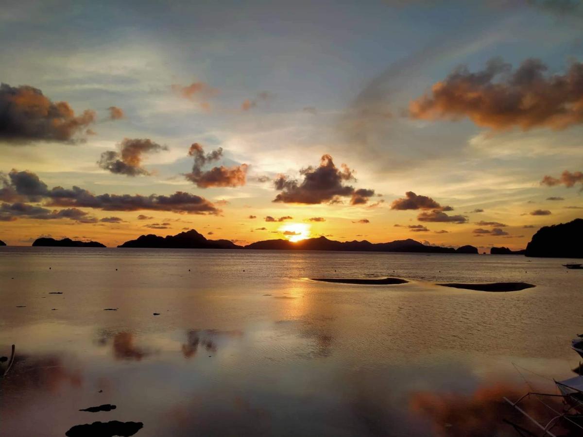 Hut Sunset Island View Hotel El Nido Exterior photo